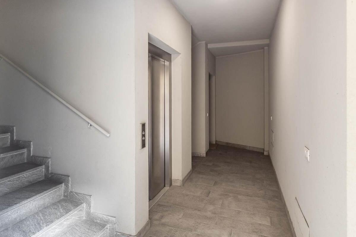 Historic Center-navigli Private Terrace 4 Pax Wifi * Mailand