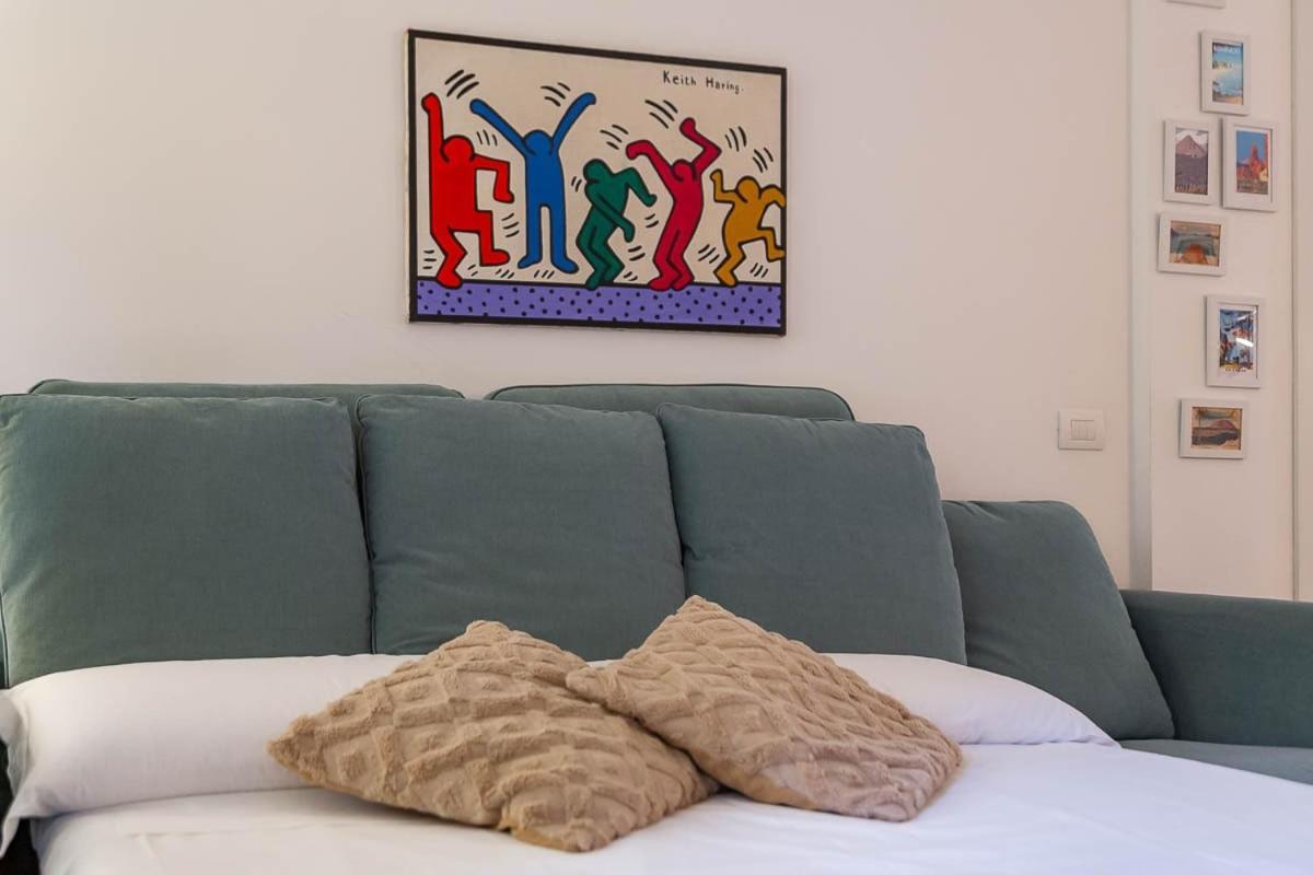 Apartment Historic Center-navigli Private Terrace 4 Pax Wifi