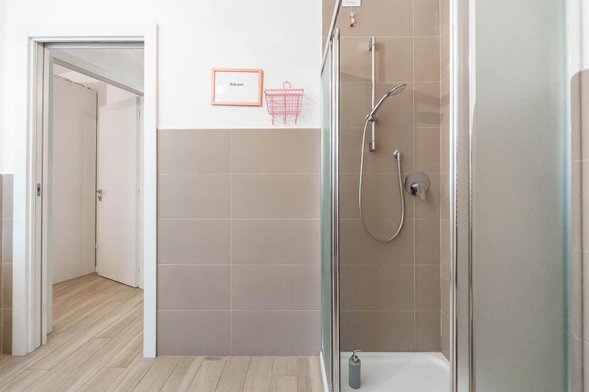 Historic Center-navigli Private Terrace 4 Pax Wifi Mailand