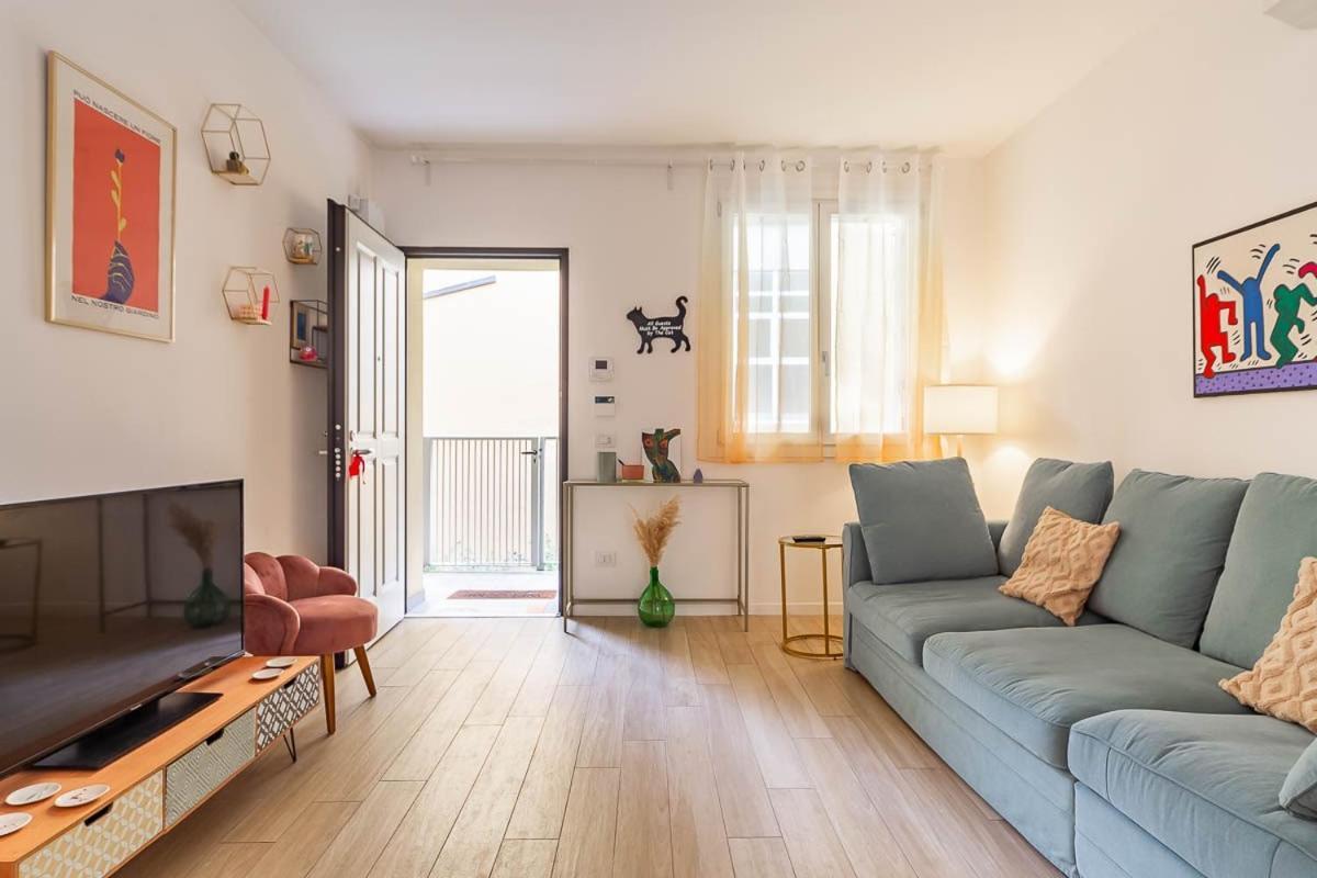 Historic Center-navigli Private Terrace 4 Pax Wifi