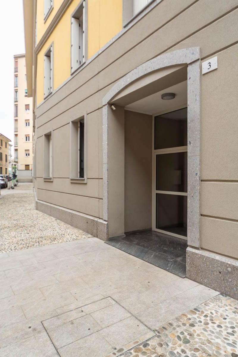 Historic Center-navigli Private Terrace 4 Pax Wifi *